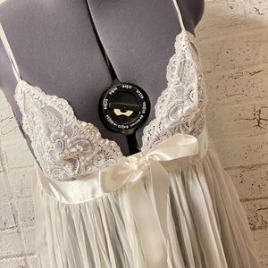 Victoria's Secret Sexy Bridal Lingerie Medium